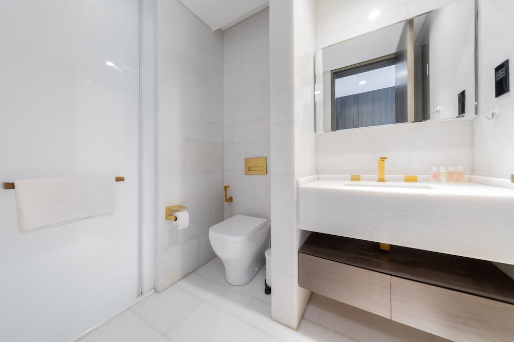EDEN'S Homes & Villas - FIVE Residences