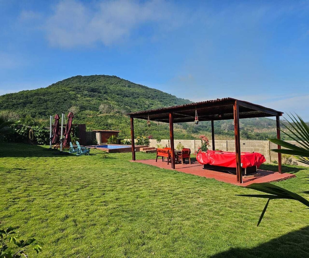Seaview Cabana