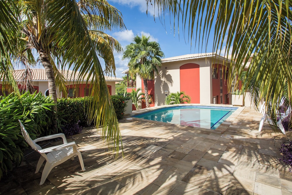 Spanish Water Apartments