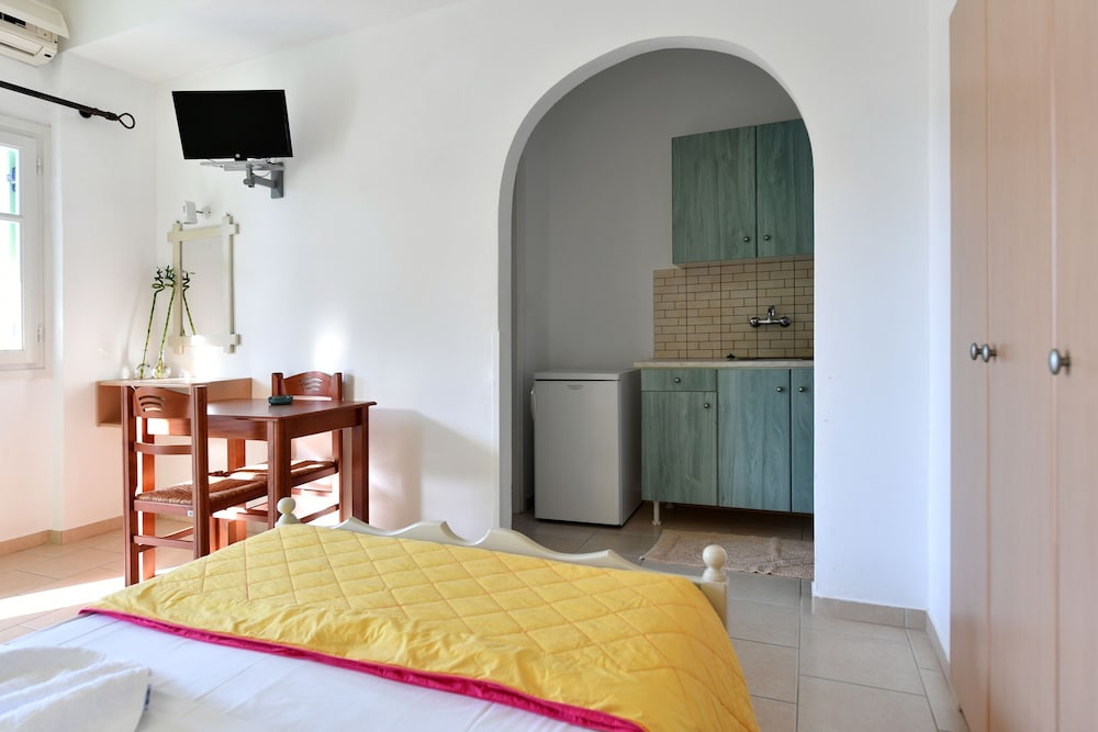 Asante Paros