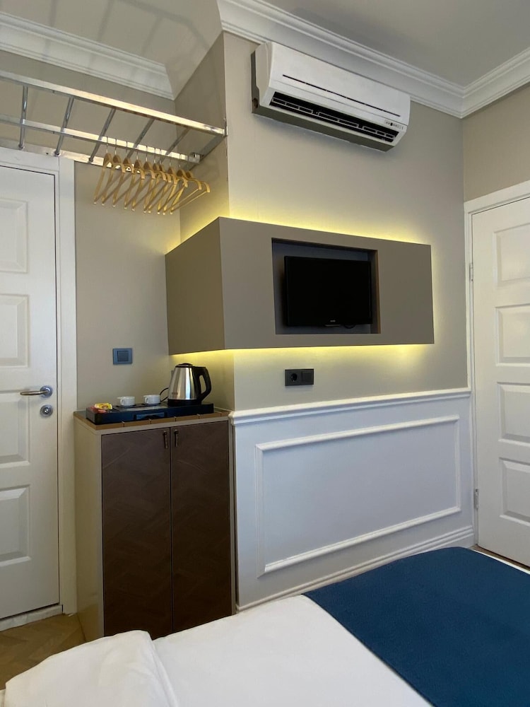 Emily Taksim Hotel