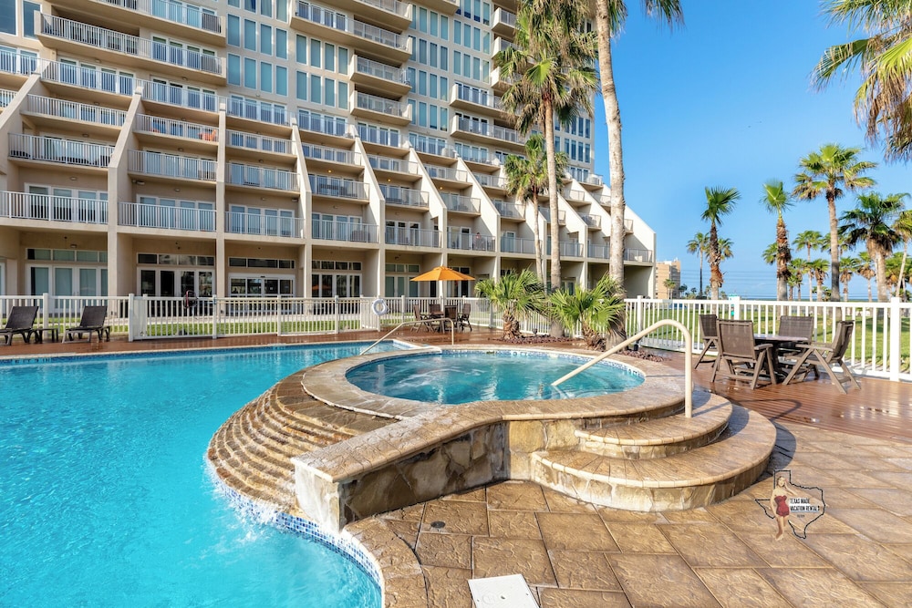 Bahia Mar-Solare Beachfront & Two Pools
