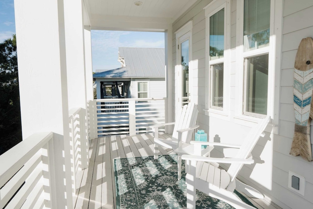 Serenity by the Sea by Avantstay Walk to Beach + Pool Access!