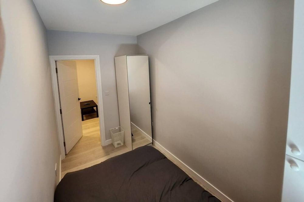 Beautiful 2-bed Apartment in London - Sleeps 6!