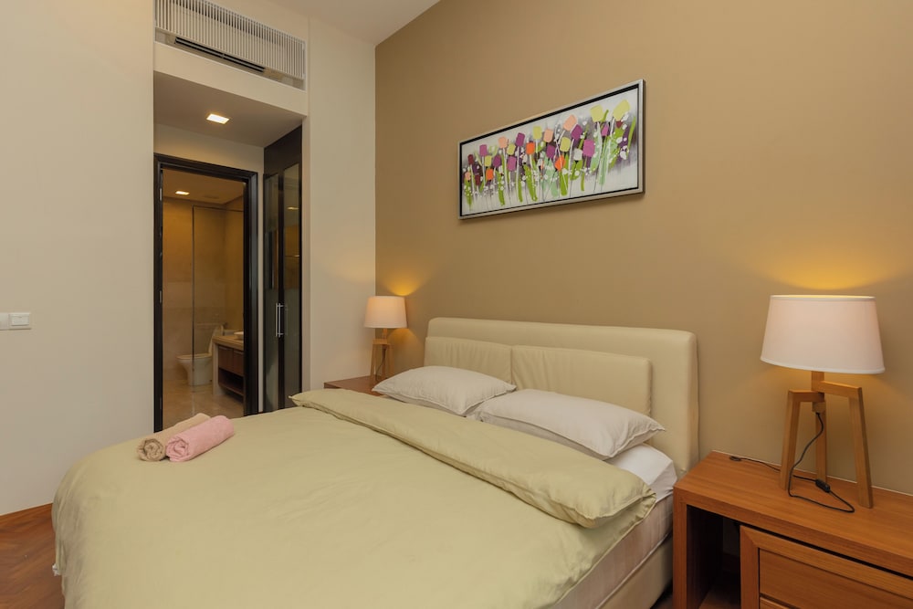 Straits Quay Waterside Suites