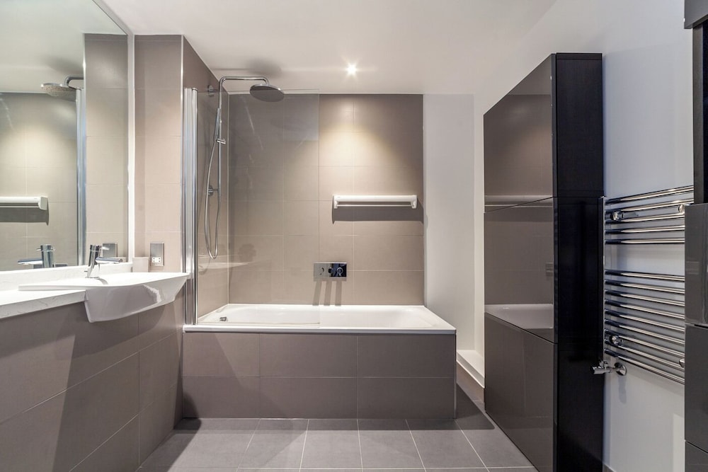 The Colindale Luxury Apartment