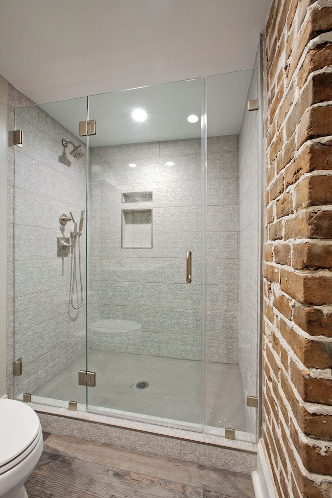 Sophisticated Historic Remodeled 9 BR