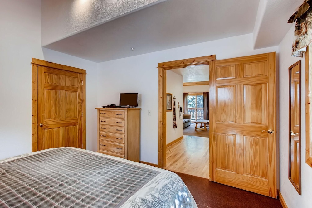 Estes Park Condos - Property Image 179