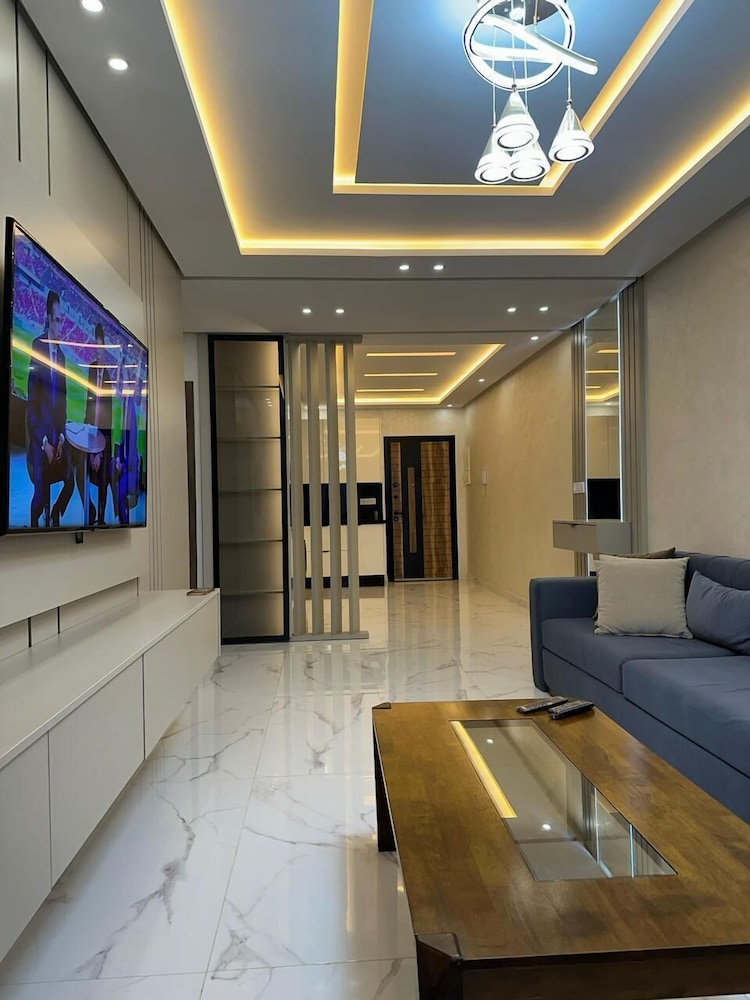 Azure Nador Suites