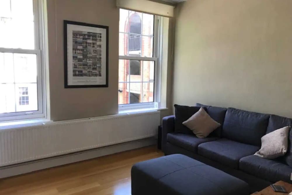 Stunning 2 Bedroom Flat in the Heart of Bermondsey