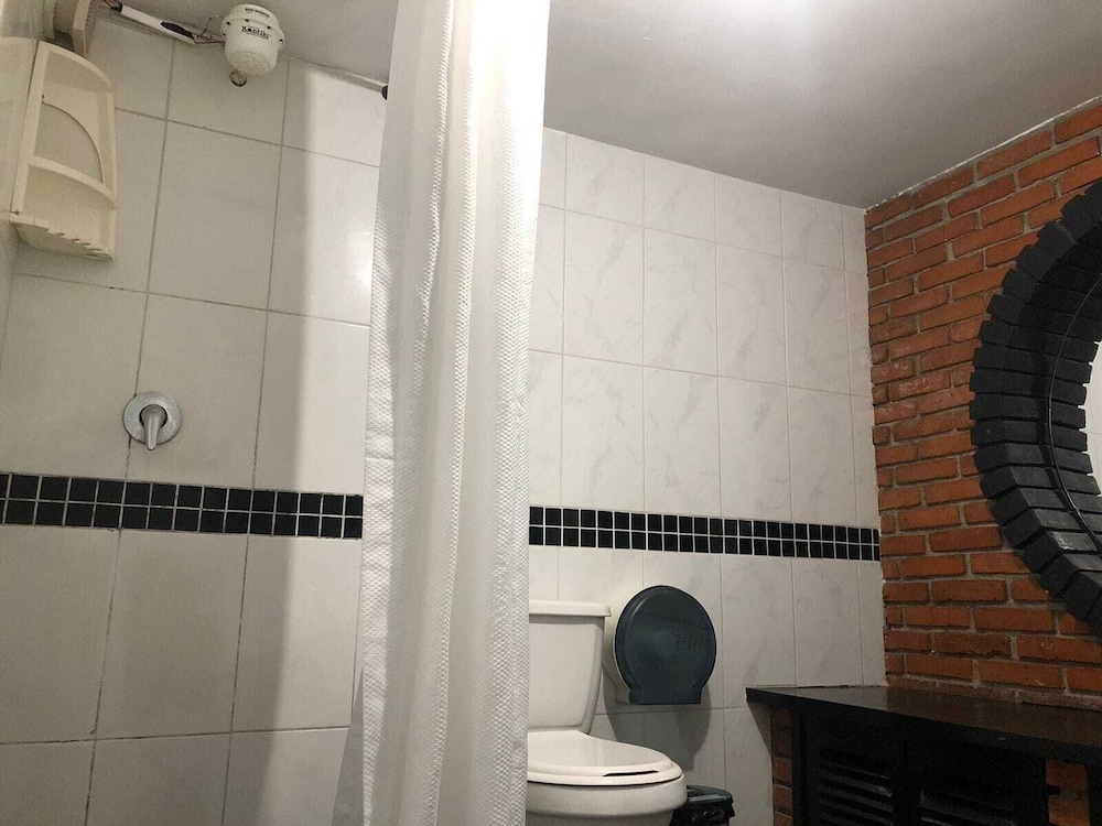Memphis Hostal - Hostel