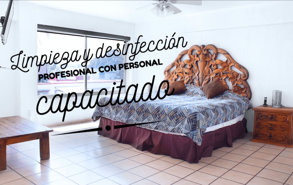 Disfruta TU Estancia EN Esta Suite A 5 Minutos DEL Centro DE Querétaro view 3
