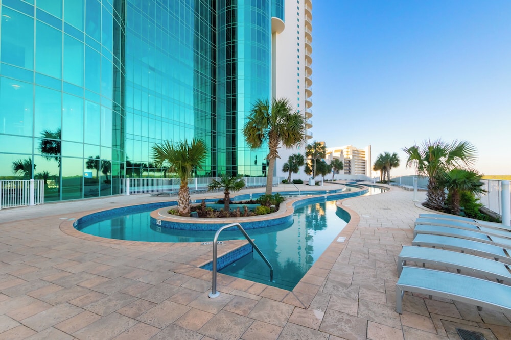 Turquoise Place 2205 C