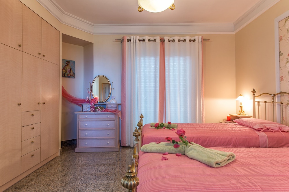 Frido Luxury Villa