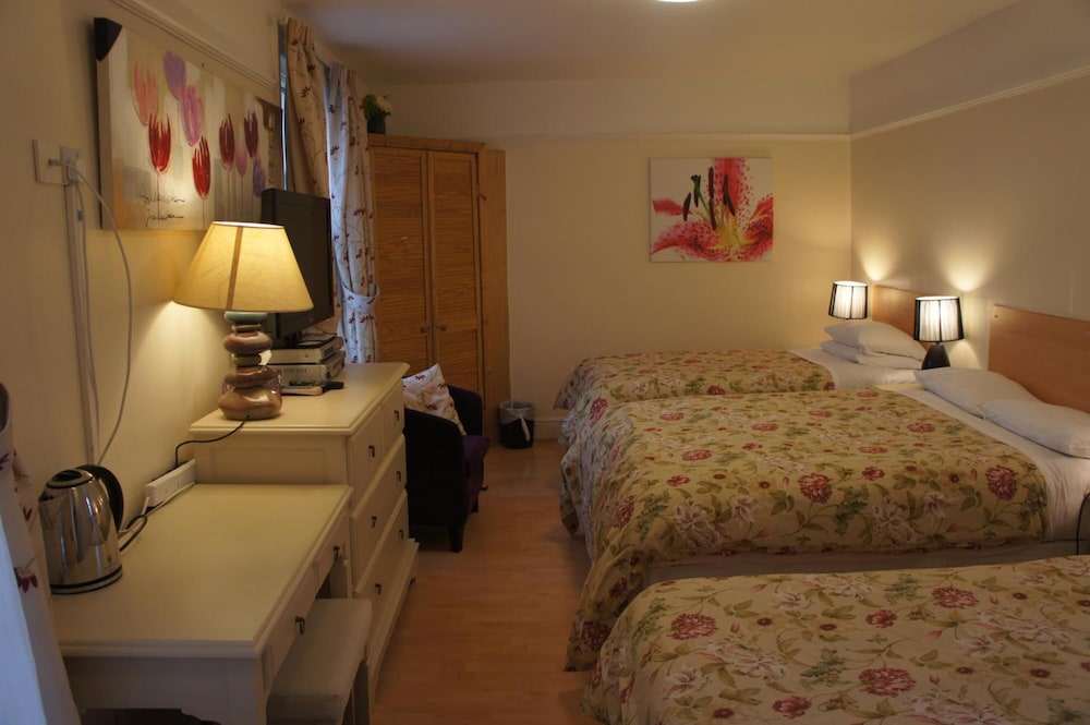 Oxford Vacations - Athena Guest House - Property Image 20