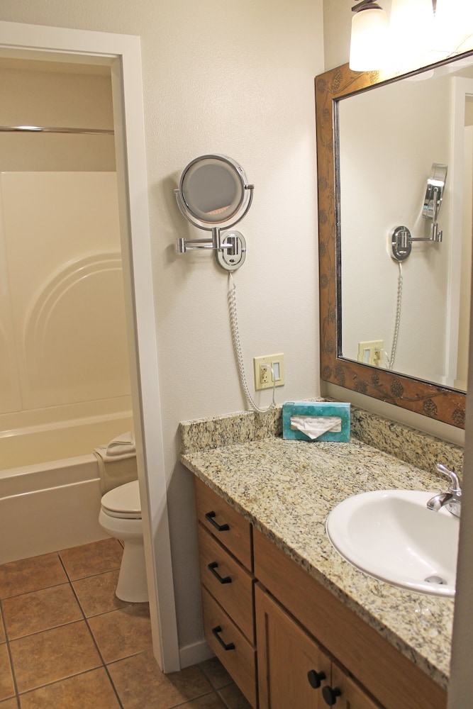 7th Mtn 923b 3 Bedroom Condo
