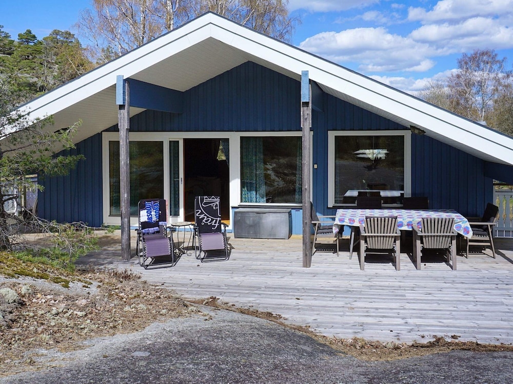 6 Person Holiday Home in Stromstad-by Traum view 4