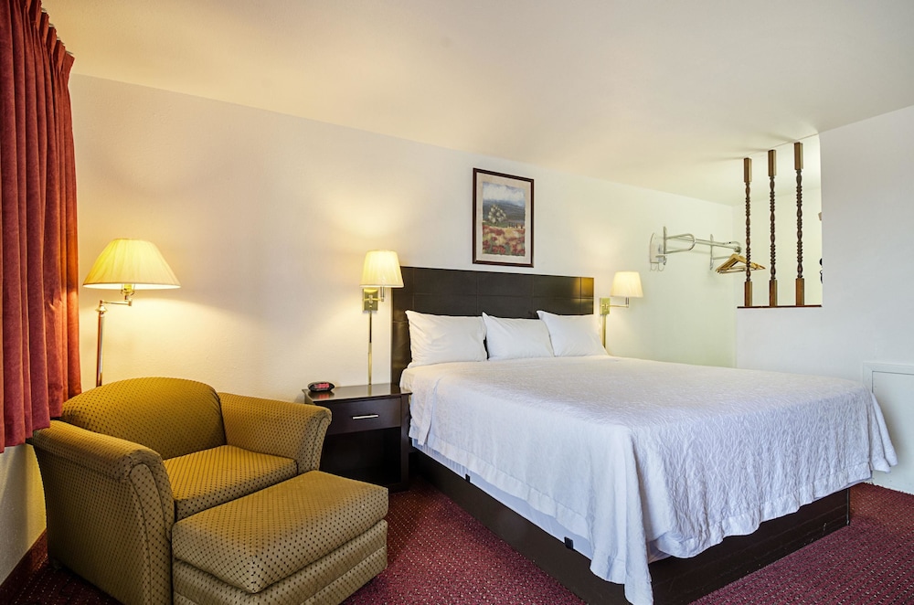 Liberal Vacations - Rodeway Inn - Property Image 22