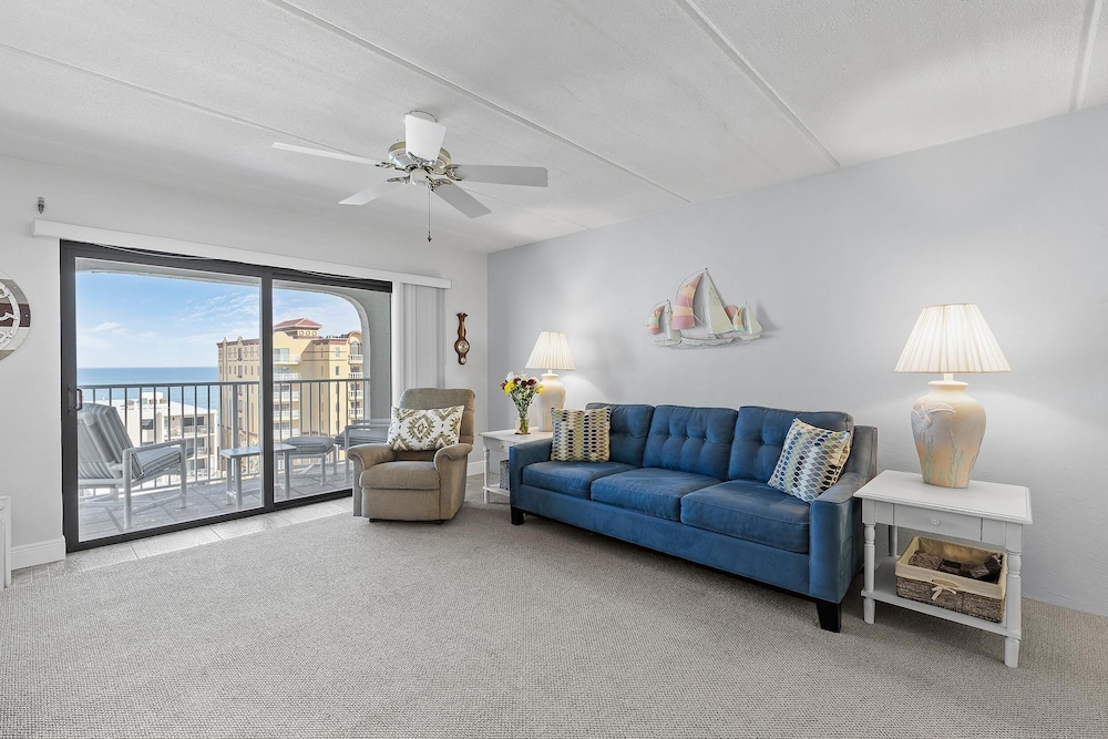 Ocean Terrace Club 706
