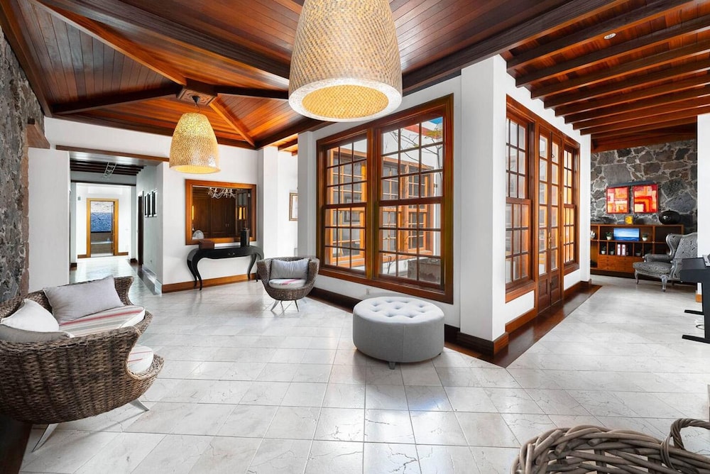 Casa Rural Hero With 5 Bedrooms and 4 Bathrooms