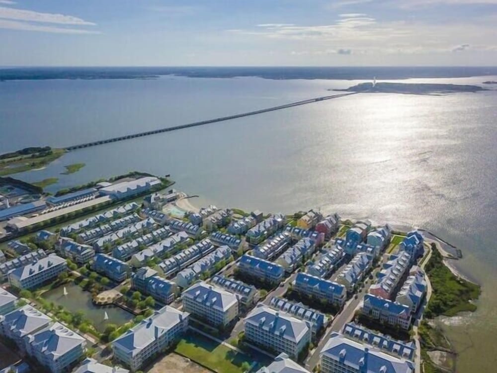 Sunset Island - 39 Fountain Drive West 3f 3 Bedroom Condo