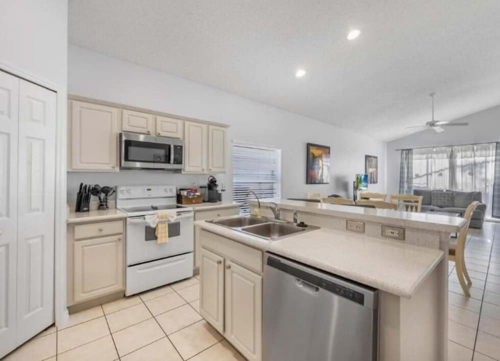 Spacious Villa-Pool&Game Room