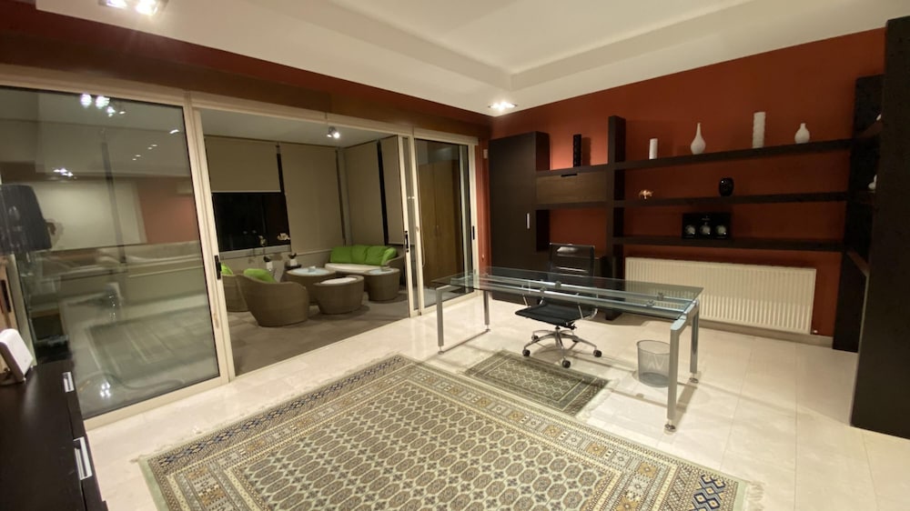 Hallmark Beach Apt by TrulyCyprus