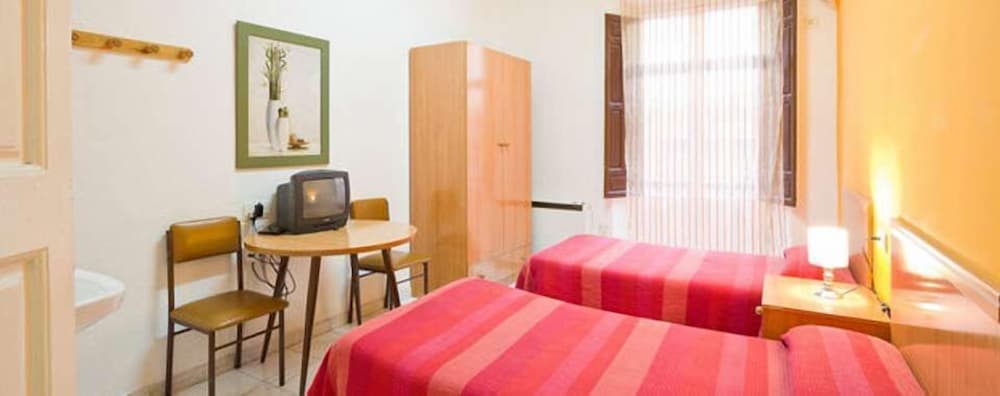 Hostal Pensión Antares view 5