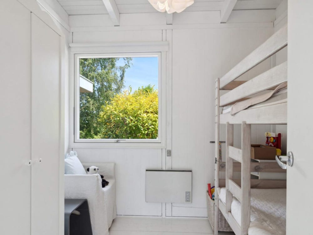 6 Person Holiday Home in Dronningmolle