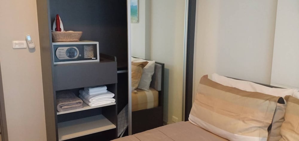 The Base Central Pattaya - 1 bdr Condo With Pool