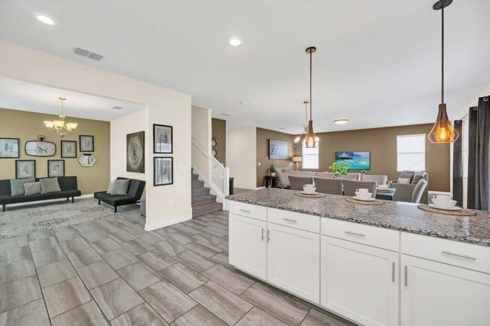 Lots Of Space Pool, Spa Champions Gate Home! 6 Bedroom Villa