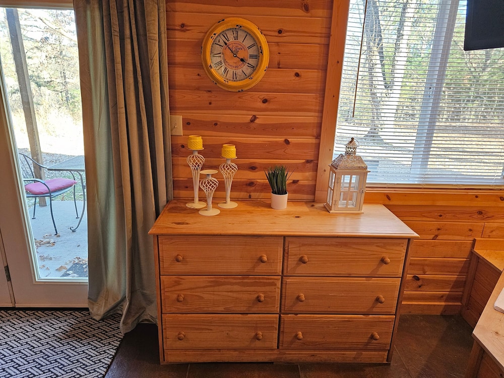 Honey Bear Haven Suite 4