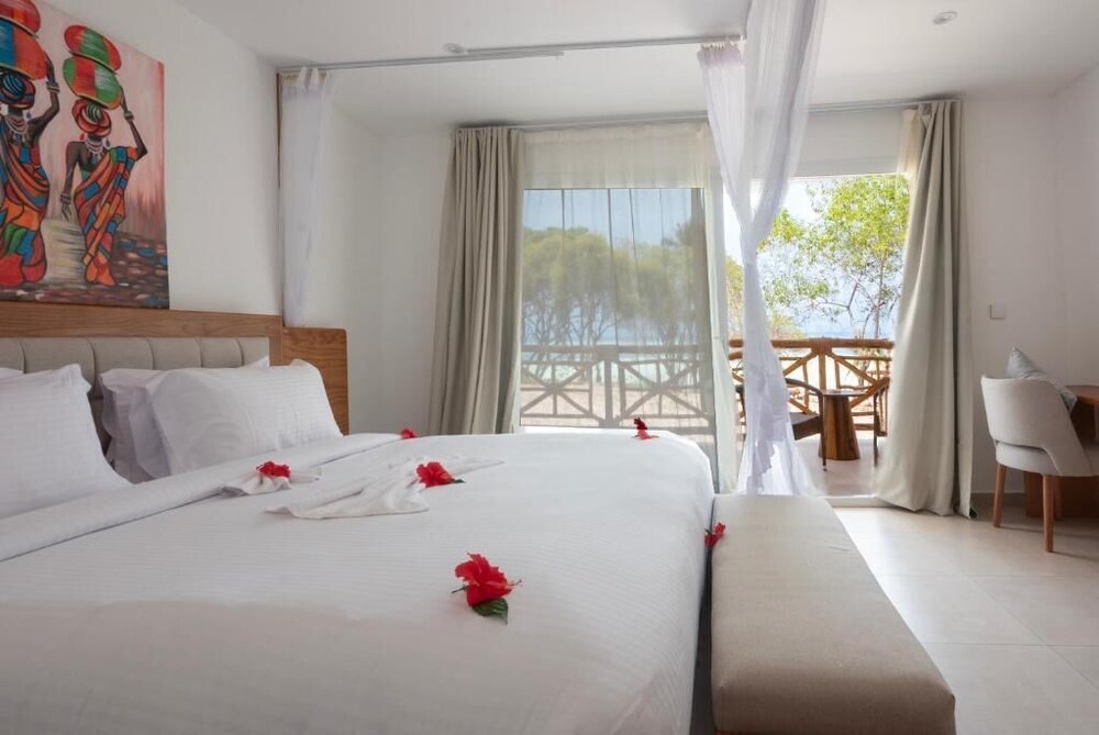 Royal Mandarin Hotel & Resort