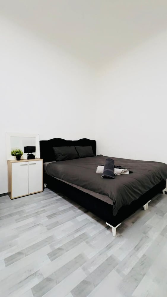 Beautiful Studio Apt Near Rathausplatz