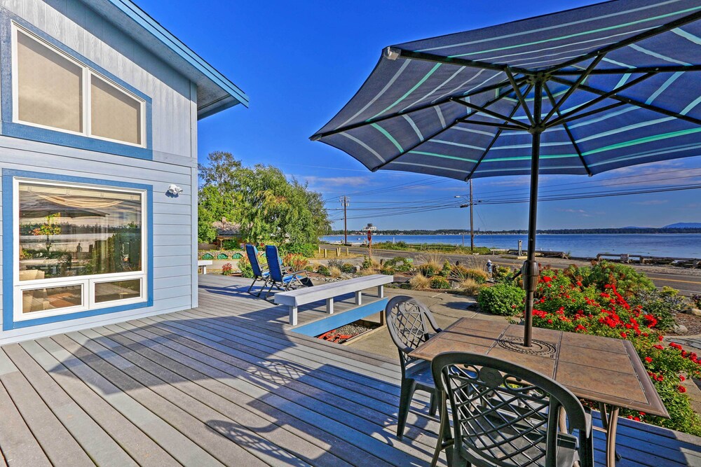 Birch Bay Waterfront Home - Steps to Beach! view 2