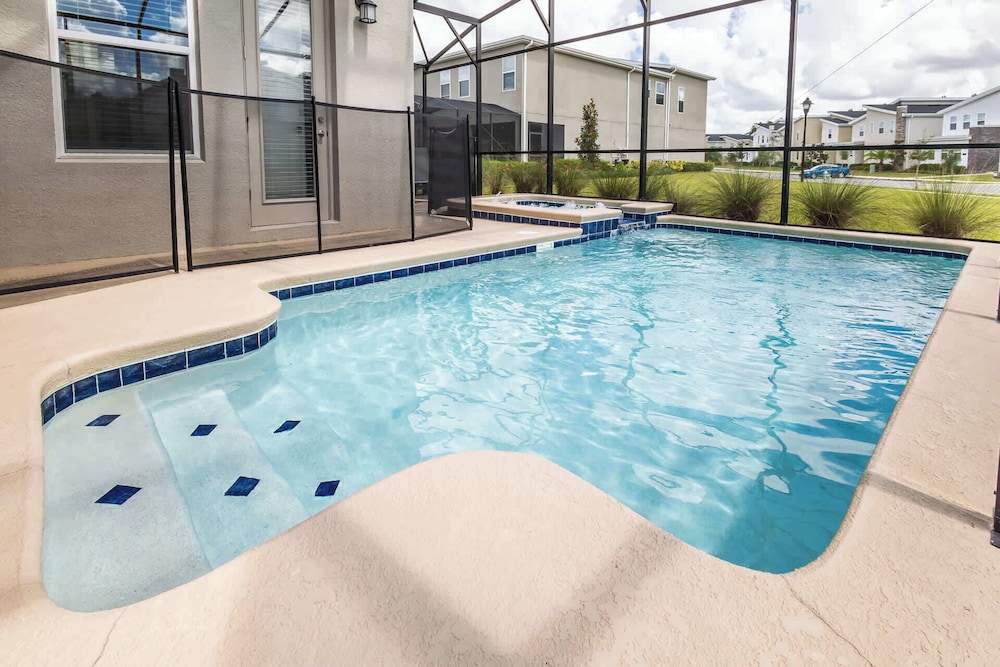 Storeybook Escape Sleeps 11!