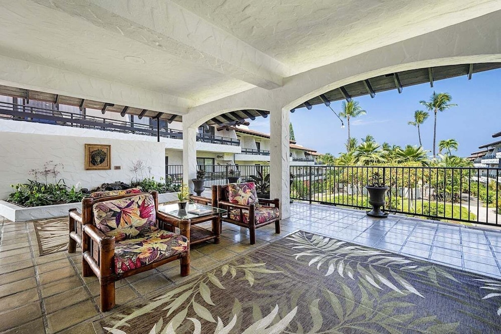 Beautiful Ocean View - Updated - Wifi Included- Vrkcv