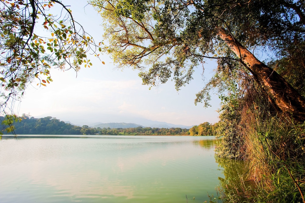 Lake Duluti Lodge