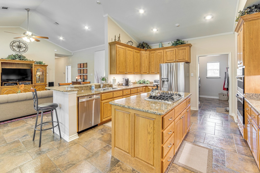 Peaceful & Private - North Texas Family Escape!