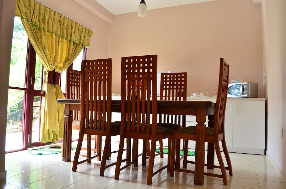 Hw Holiday Resort