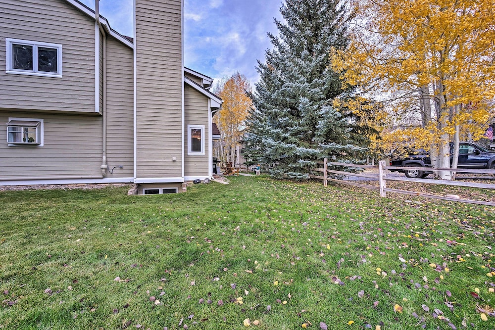 Cozy Edwards Townhome: 6 Mi to Beaver Creek! view 2