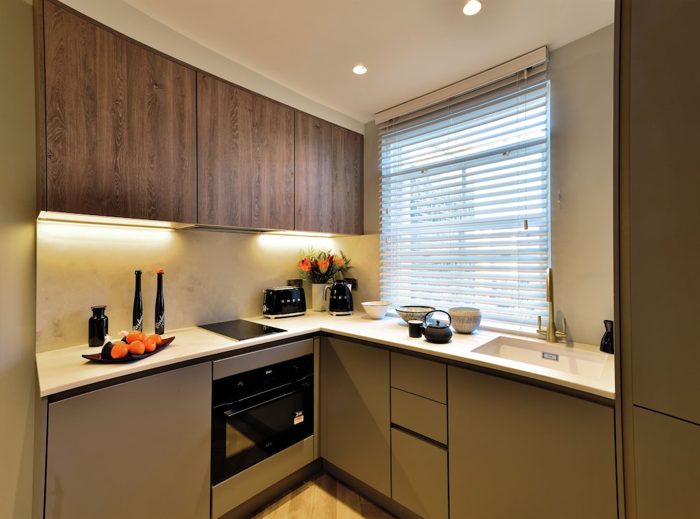 Notting Hill Hyde Park Apartments