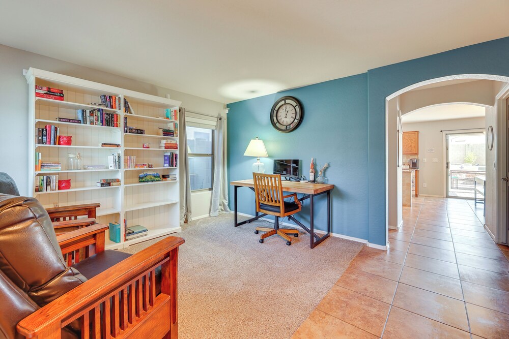 Mtn-view Getaway w/ Outdoor Oasis in Gold Canyon