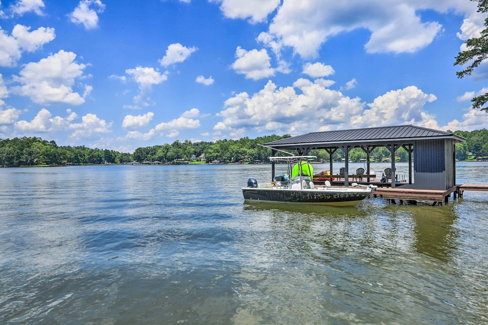 Lakefront Eatonton Getaway w/ Dock  Grill! - Property Image 4