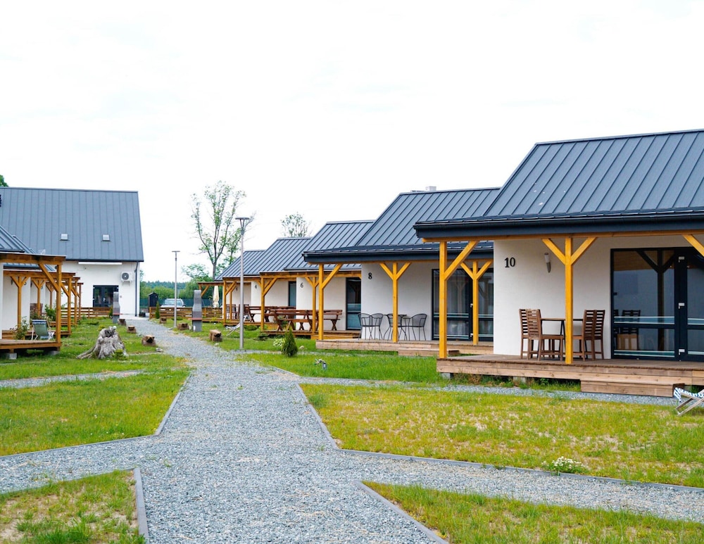 Cottages, 500m to the Lake, Jezierzany