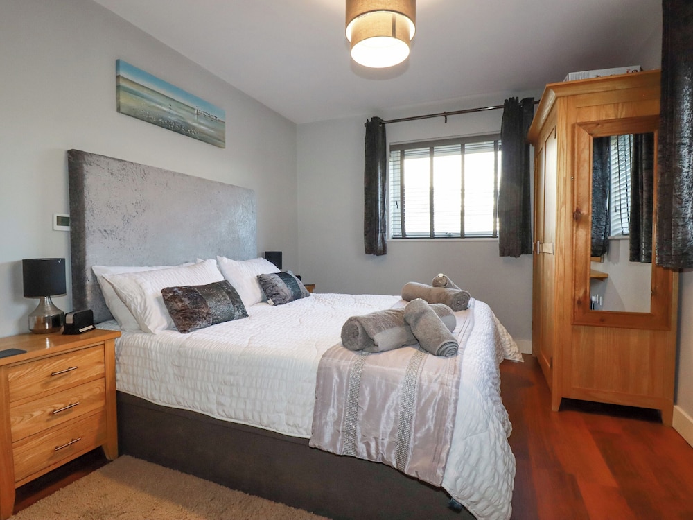 Apartment 2