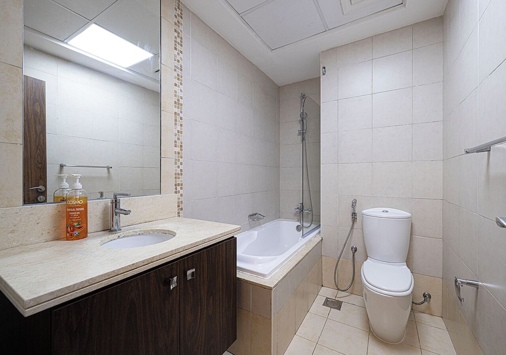 Next'House - Business Boulevard Hostel