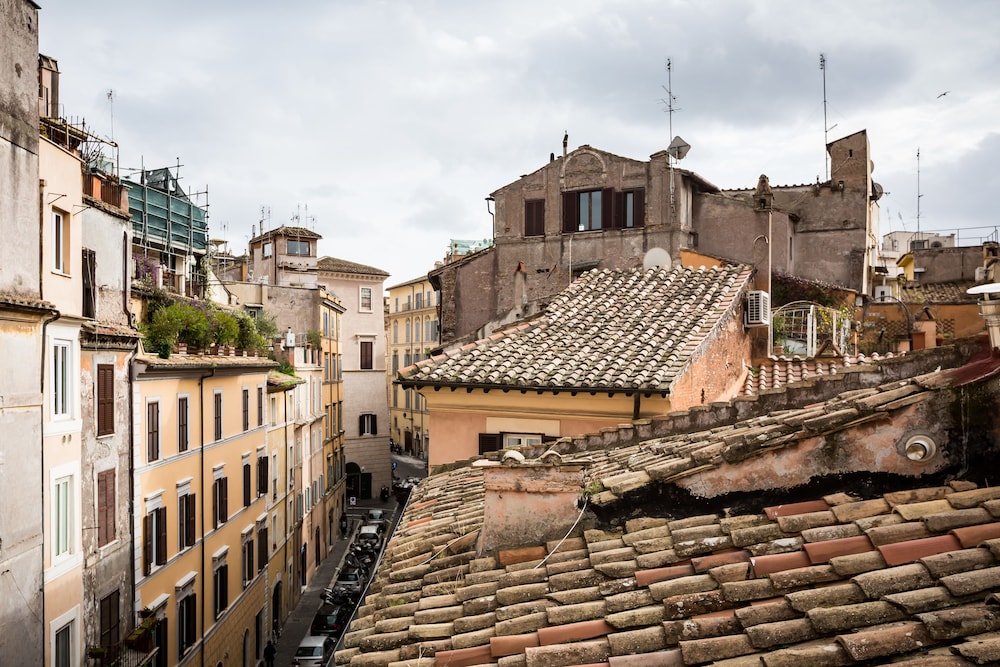 Navona Home