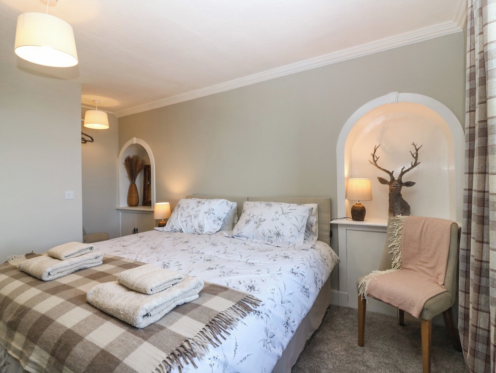 West Pier Cottage