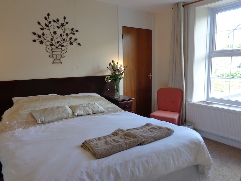 Cedars Guesthouse
